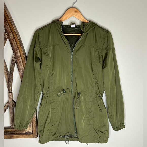 Old Navy Olive Green Active Wear Jacket NWOT XS - Picture 1 of 3